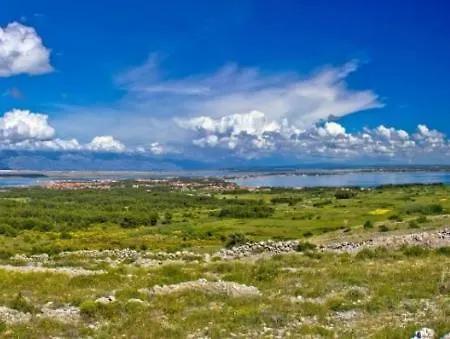 In With Sea View, Balcony, Air Conditioning, Wi-fi *