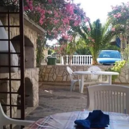 아파트 In With Sea View, Balcony, Air Conditioning, Wi-fi *